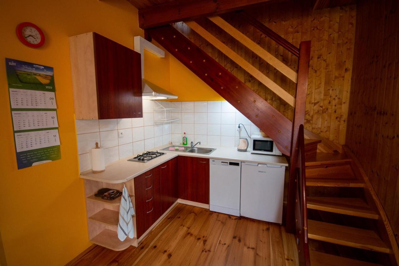 Apartamenty Rodzinne Lukecin Exterior photo